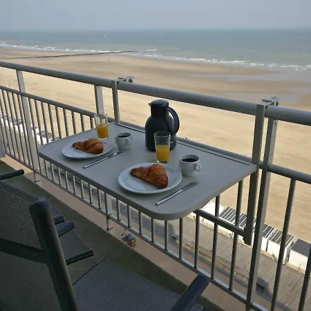 Zeedijk Mariakerke Appartement